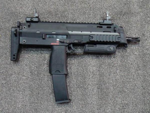 T Taiwan MP7 Gas Blow Back (Black)